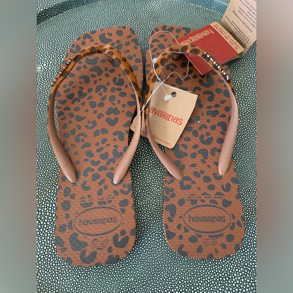 Havaianas NWT Women’s Flip Flops Beach Sandals  size US 7/8 ~ Cheetah - Picture 4 of 13